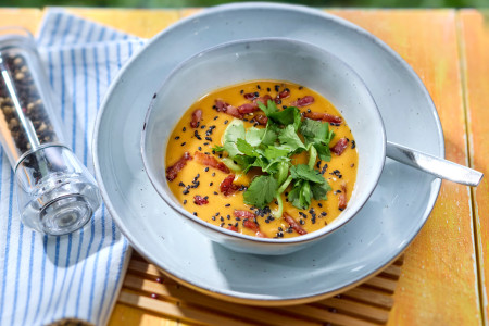 Hartige-soep-zoete-aardappel-spekjes